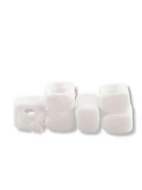 El Yapımı Beyaz Renkli Murano Kare Cam Boncuk