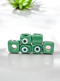 El Yapımı Yeşil Renkli Murano Gözlü Kare Boncuk